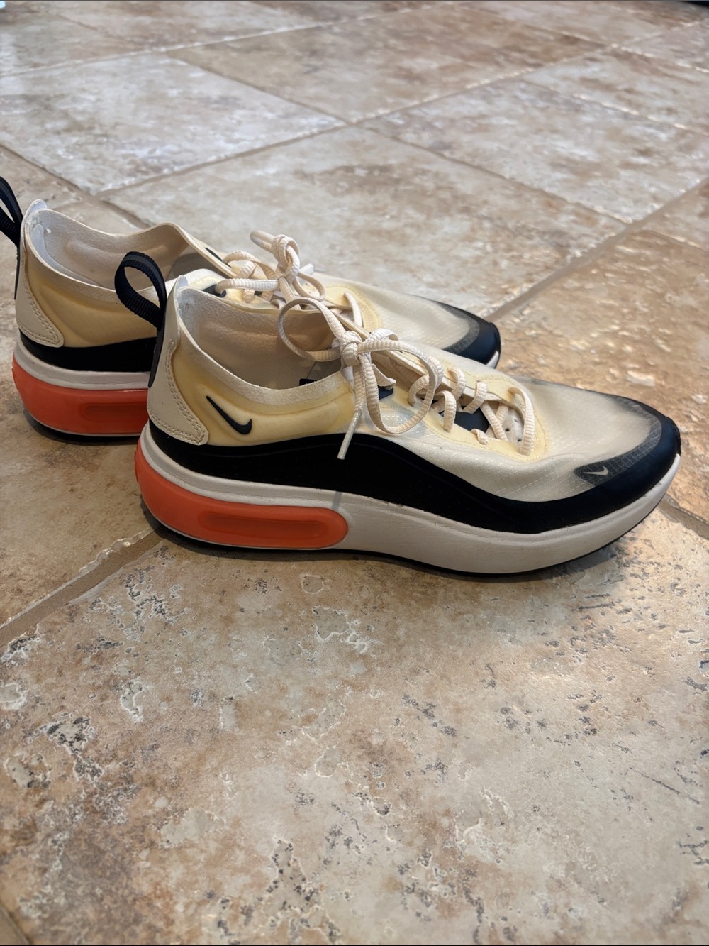 Nike Air Max Dia Women’s Cream Black Orange Lightweight Cushioned Sneakers